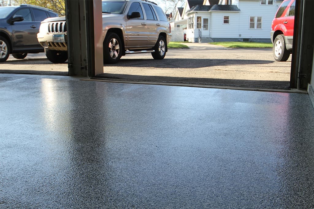 garage chipflake 2 polyurea